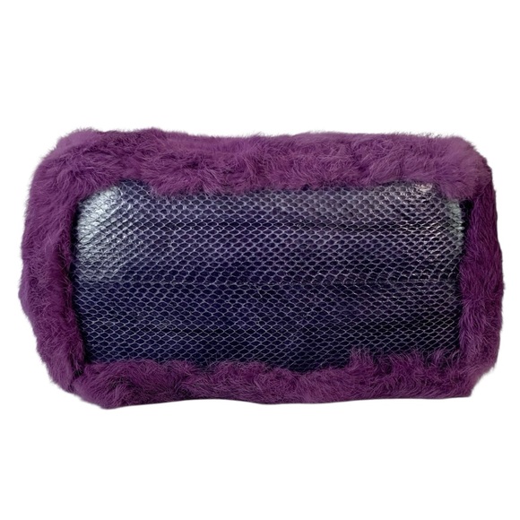 TOSCA BLU Luxurious Purple Faux Leather & Fur Handbag - Picture 7 of 15